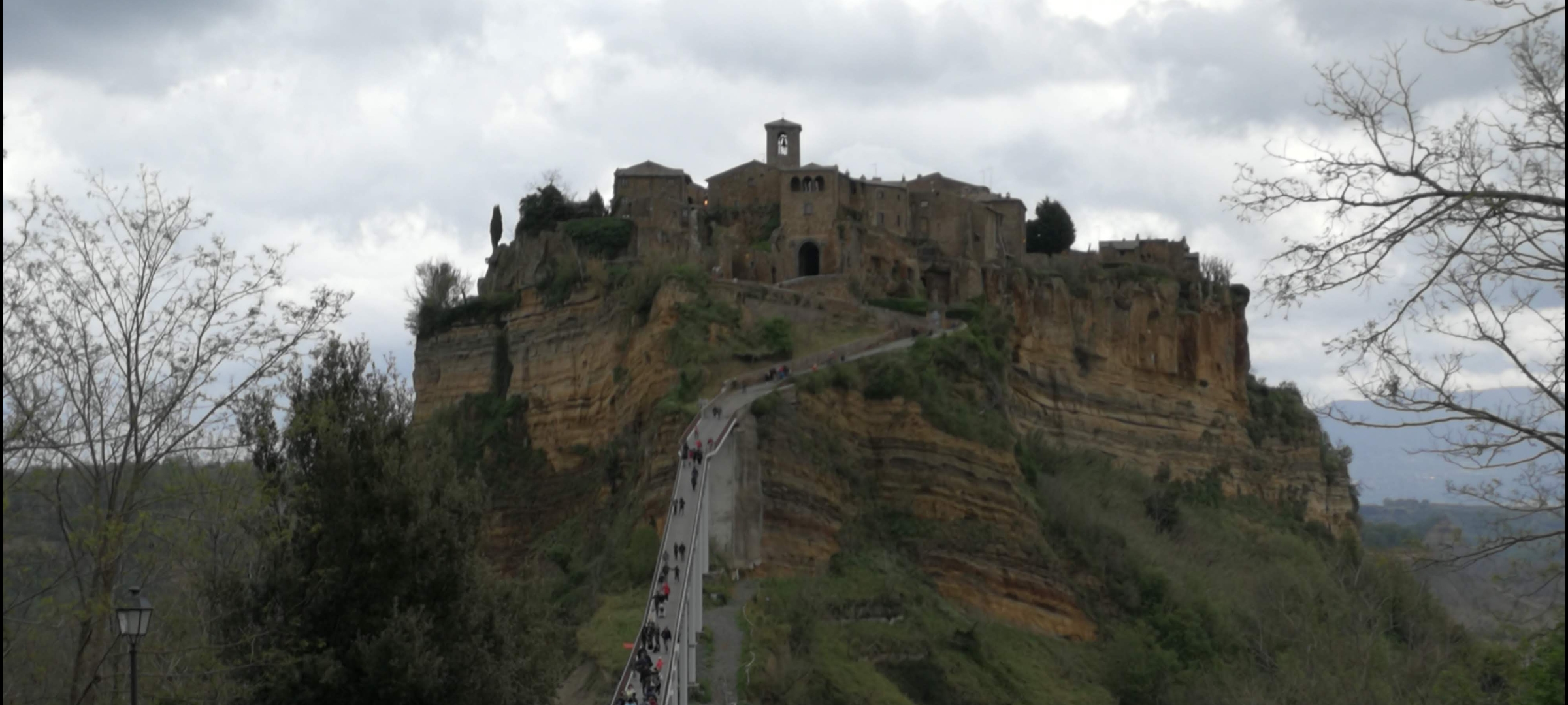 Al momento stai visualizzando Civita di Bagnoregio