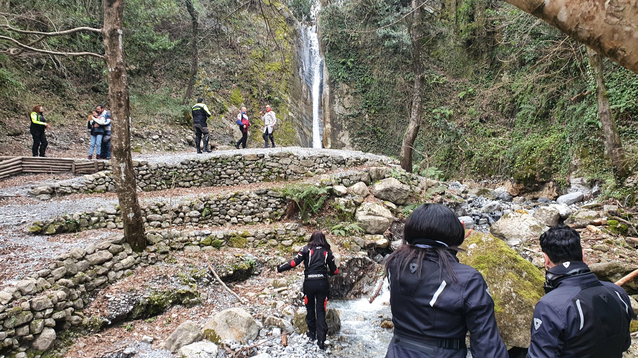 Al momento stai visualizzando Cascata della Ficara