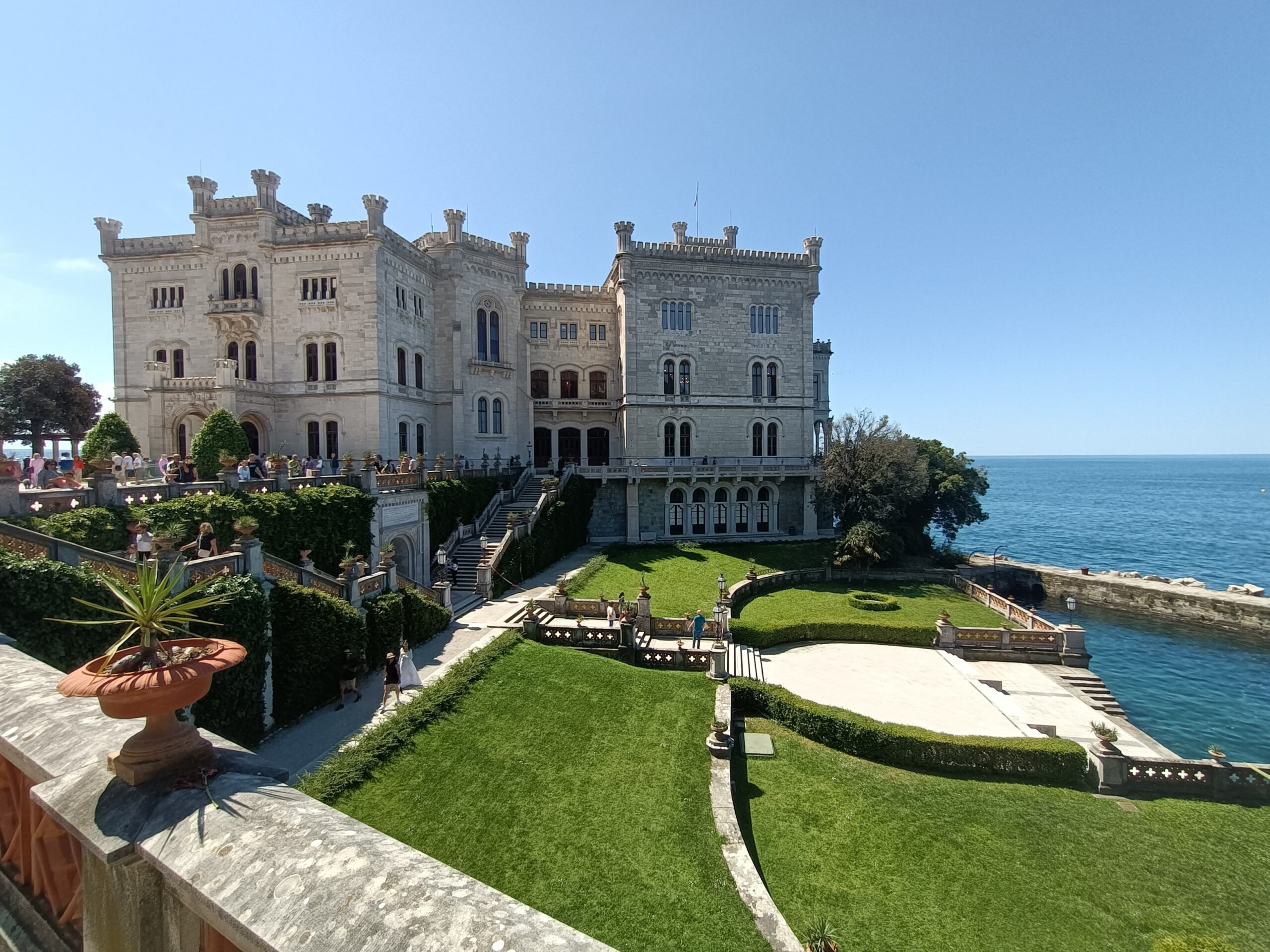 Al momento stai visualizzando Castello di Miramare