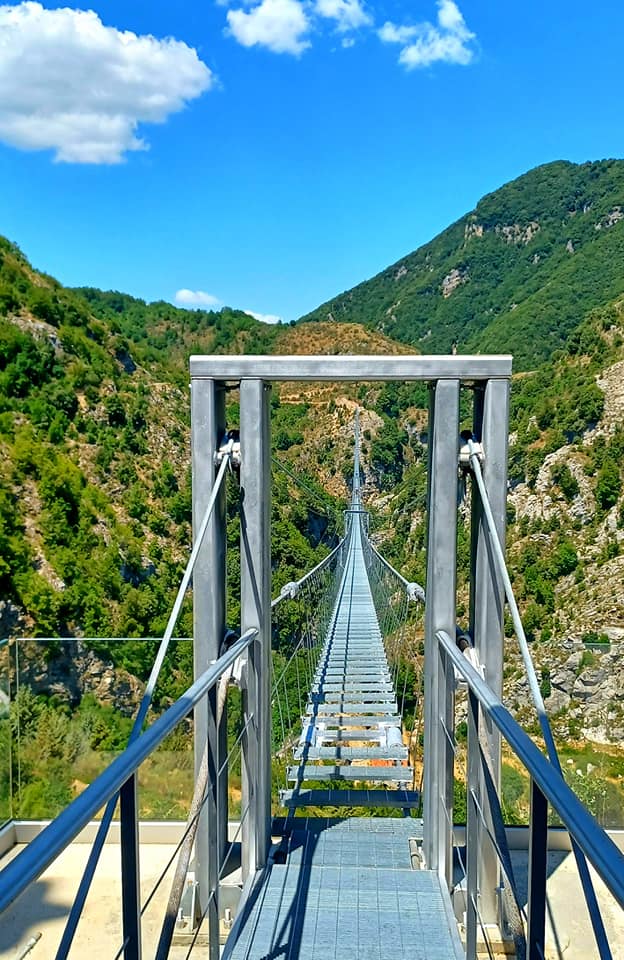 Scopri di più sull'articolo Castelsaraceno – Ponte Tibetano